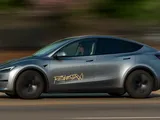 Tesla Robotaxi: l'app che rivoluziona la mobilità urbana supera i 2 milioni di download