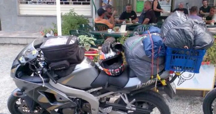 Foto del giorno: Kawasaki, trasporti speciali