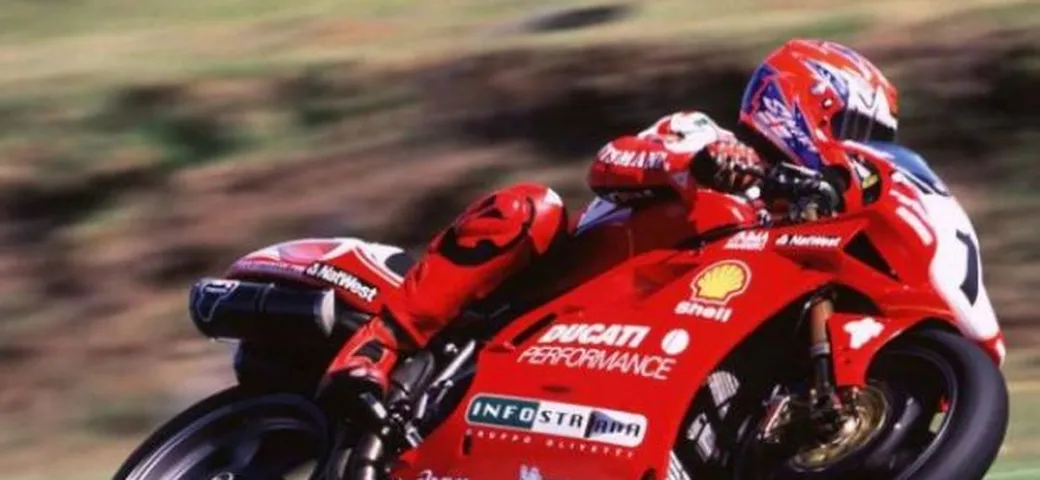 Carl Fogarty ritorna in Superbike... come commentatore Tv