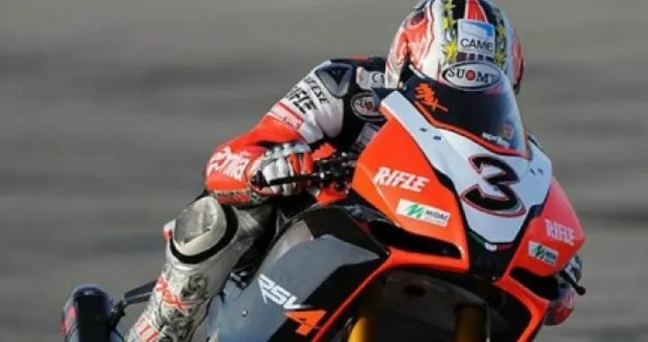 Max Biaggi in pole nel secondo giorno di test a Valencia