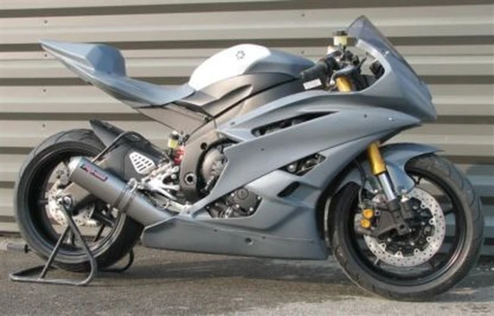 Parti speciali per la Yamaha R6 2006