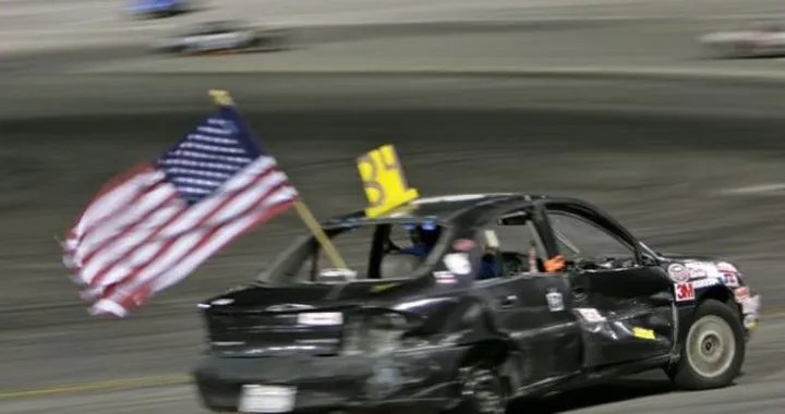 Skid Plate Race: la gara per auto senza ruote posteriori!