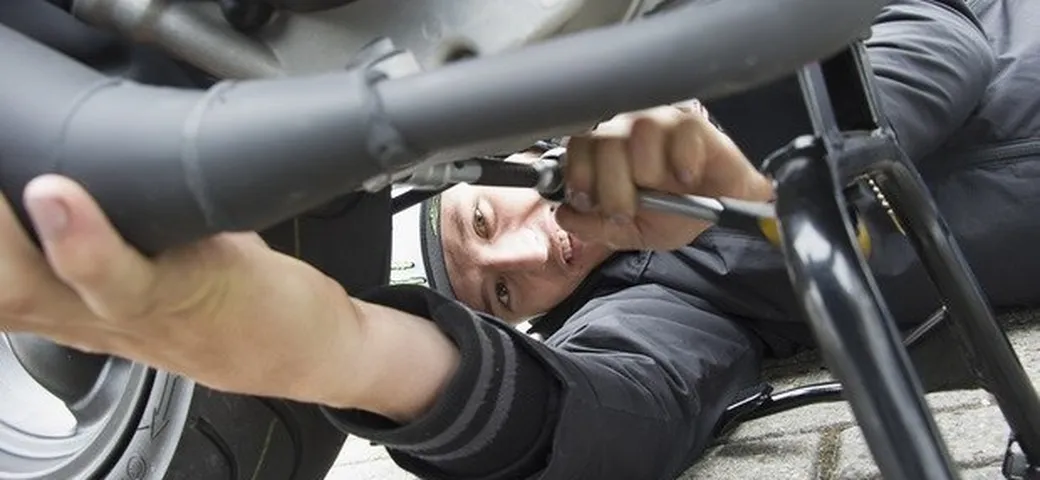 Revisione auto e moto: dal 1° gennaio 2015 arrivano le telecamere
