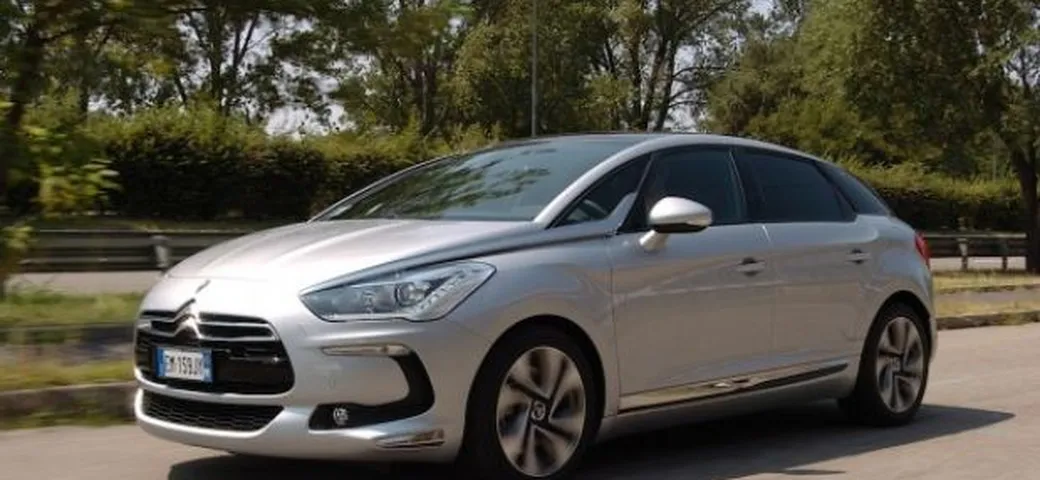 Citroën DS5 2.0 HDi long ride test