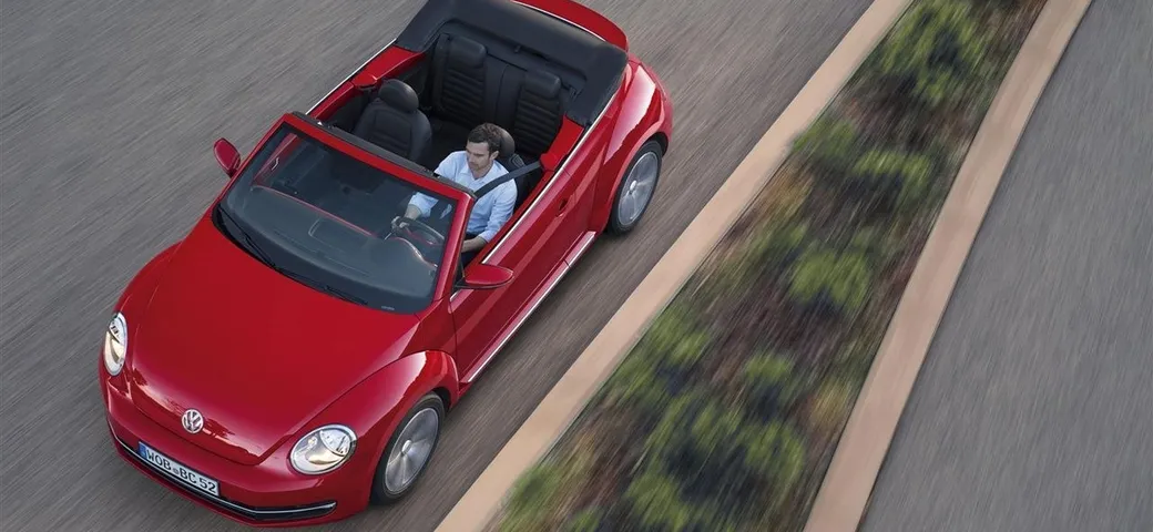 Sconti Volkswagen: il Maggiolino Cabriolet a 22.950 euro