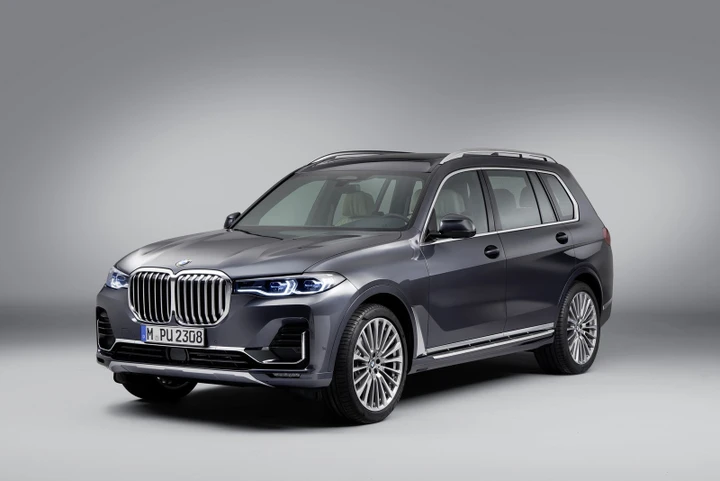 Nuova BMW X7: tutte le caratteristiche della grande SUV bavarese