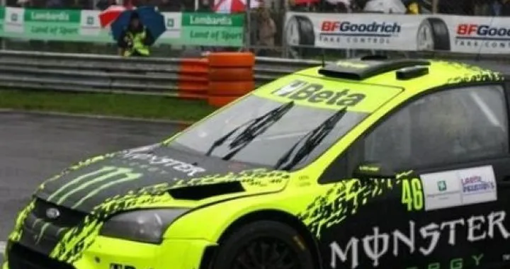 Valentino Rossi conclude in seconda posizione il Rally di Monza