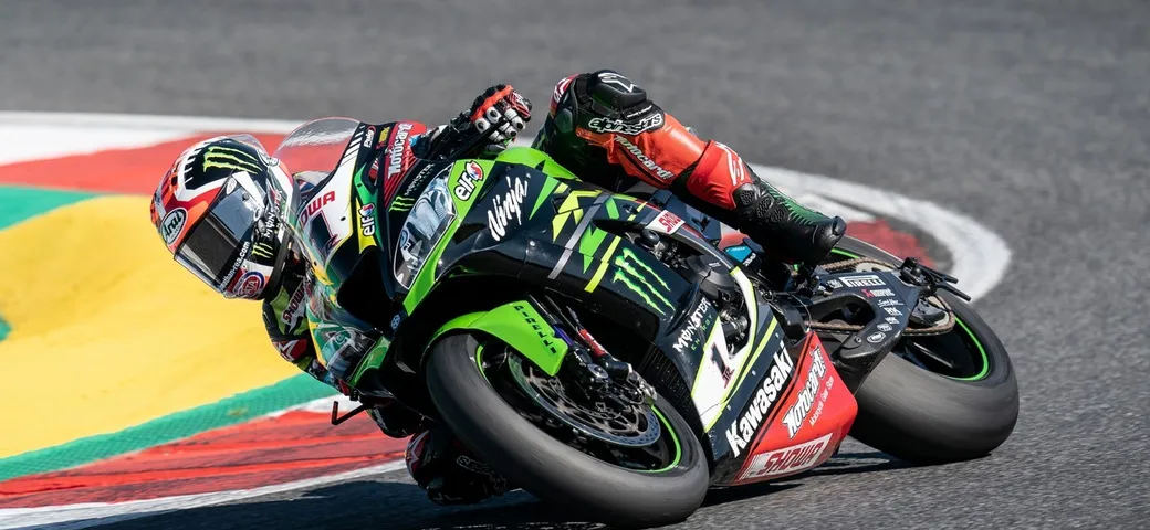 SBK Portimao: Rea, e otto! Mondiale nel mirino. Sbavatura di Bautista