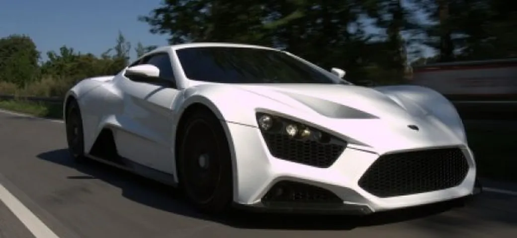 Nuove immagini ufficiali della Zenvo ST1