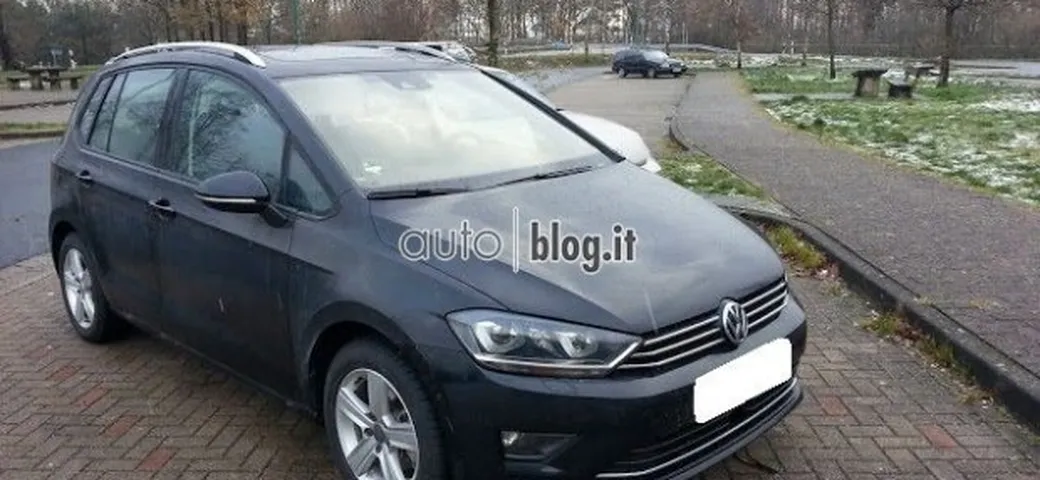 Volkswagen Golf Sportsvan: il modello definitivo è già su strada