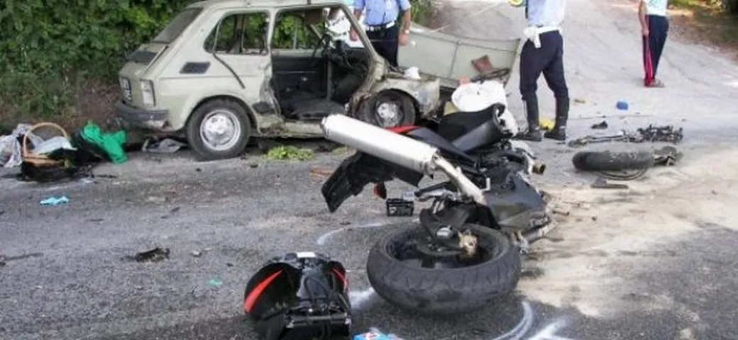 Incidenti in diminuzione: meno morti e feriti sulle strade italiane secondo il rapporto ACI-ISTAT