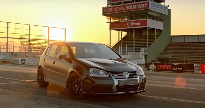 Una Volkswagen Golf R32 da 1000 cavalli [Video]