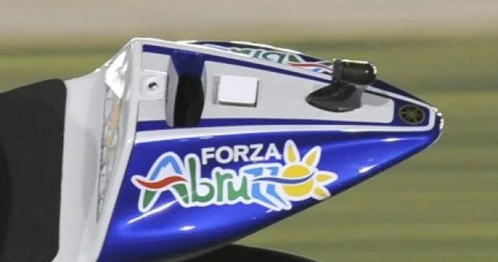 Il codino di Valentino Rossi all'asta per l'Abruzzo