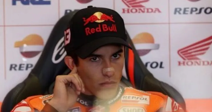 MotoGP Silverstone, Lorenzo in vetta nelle prime “libere”. Marquez “solo” secondo. Rossi in seconda fila virtuale.