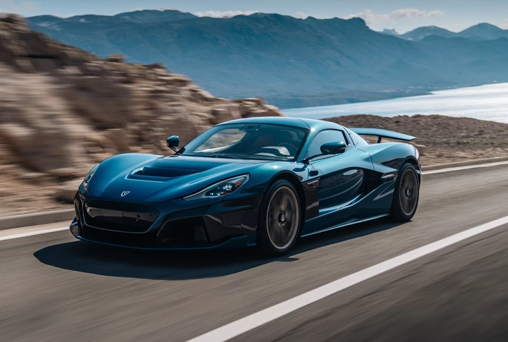 Rimac Nevera: è l'elettrica più veloce al mondo