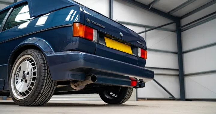 Per la Volkswagen Golf Cabriolet MK1, c'è una bella novità
