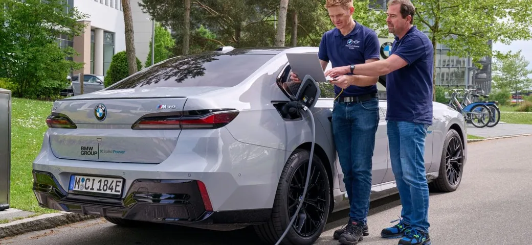 BMW e Solid Power, test sule batterie allo stato solido su i7