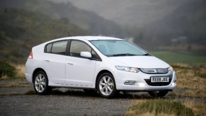 Jeremy Clarkson spara a zero sulla Honda Insight