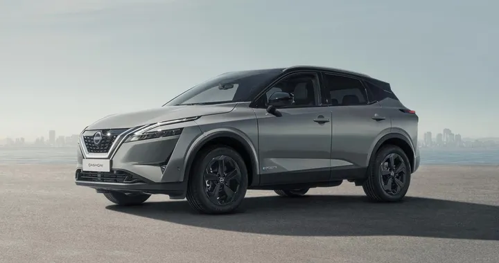 Nissan Qashqai e-POWER 90° Anniversario: il SUV diventa più esclusivo [FOTO]
