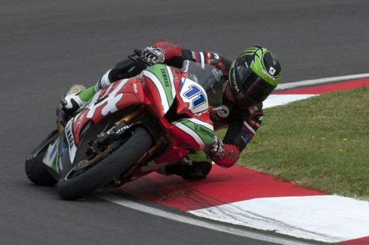 Supersport, Silverstone: Lowes in pole su Sofuoglu, 3° Iddon con la MV Agusta F3