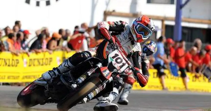 VDB e Delepine vincono a Busca, ma l'Italiano Supermoto 2008 va a Lazzarini e Gozzini