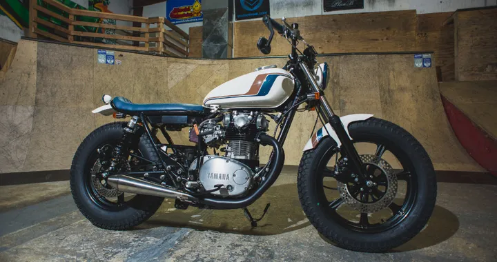 Yamaha XS650 "Agnessa" by Analog Motorcycles