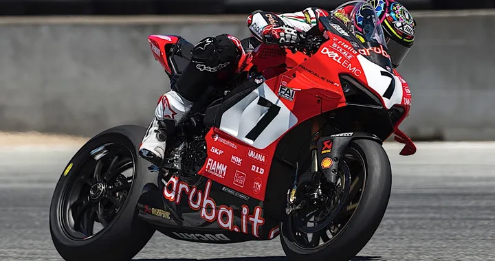 SBK Laguna Seca 2019: Chaz Davies trionfa in Gara 2