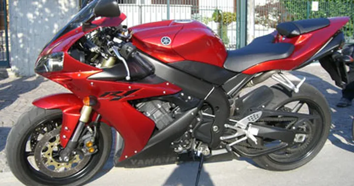 Comparative impossibili di Motoblog – 2a parte: R1