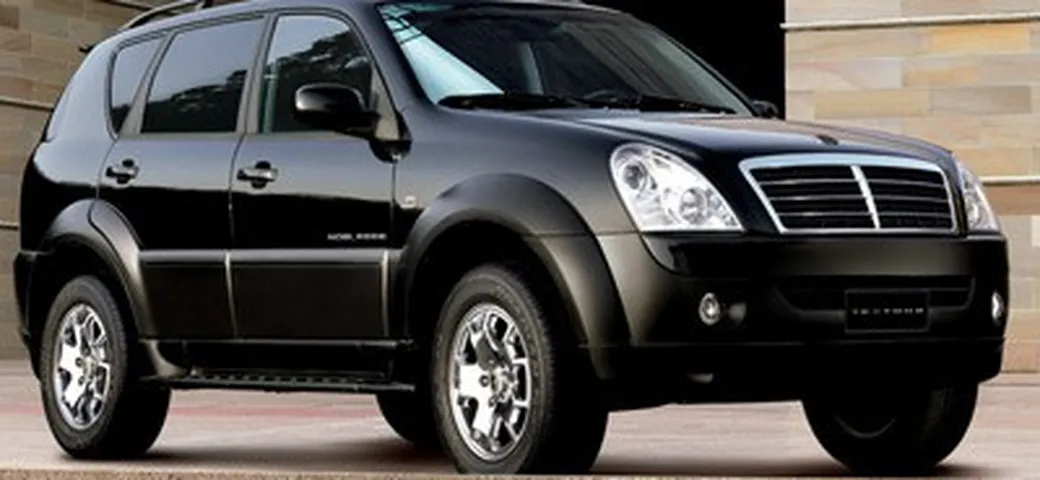 La Rexton cambia volto