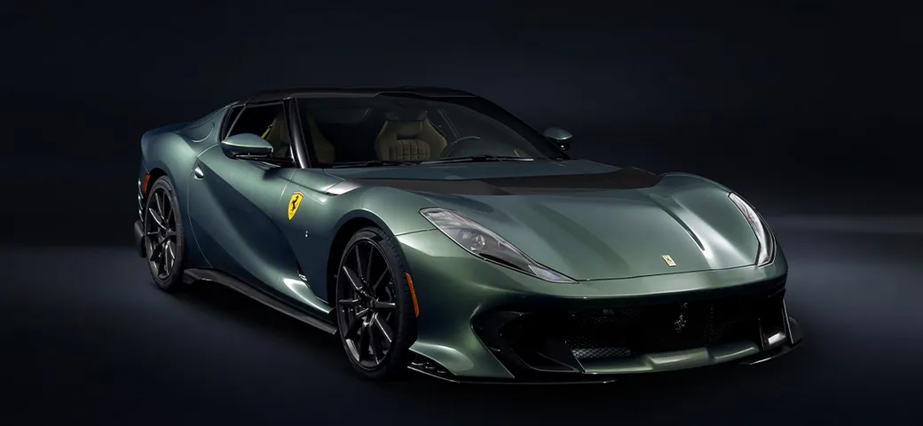 Ferrari 812 Competizione A trattata come una pietra preziosa