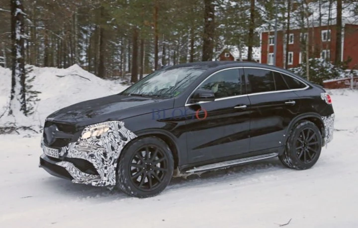 Mercedes GLE Coupé: foto spia su strada