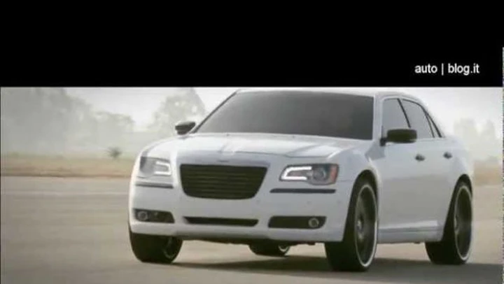 Chrysler 300S 2012: lo spot con will.i.am