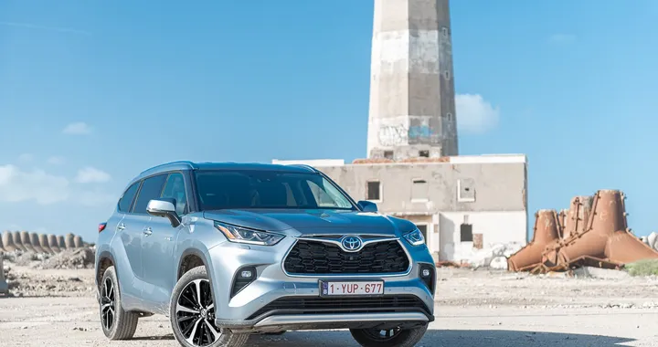 Toyota Highlander: primo contatto, dotazioni e prezzi del SUV full-hybrid