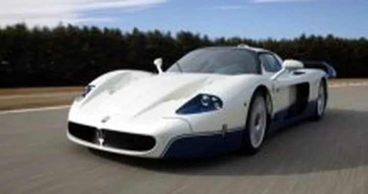 4Car Prova la Maserati MC12