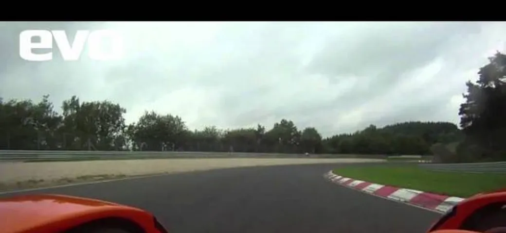 Video: EVO porta la Caparo T1 al Nurburgring