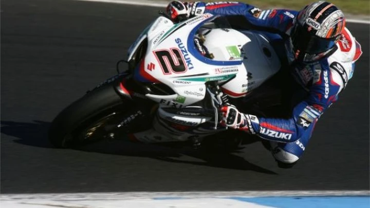WSBK, Phillip Island: la Suzuki Crescent di Camier partità dalla seconda fila