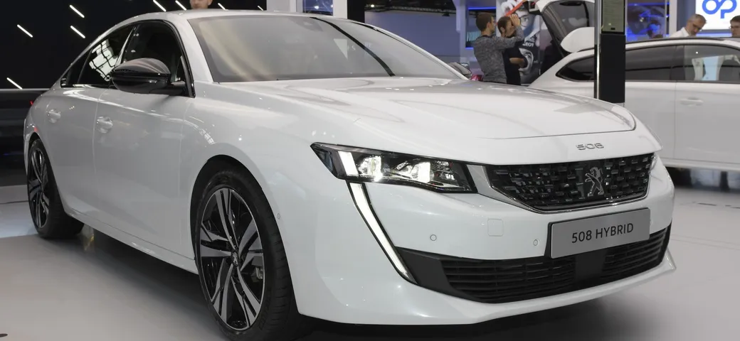 Peugeot: nel 2020 i nuovi modelli sportivi elettrici