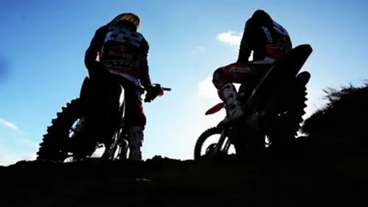 KTM presenta i Team ufficiali Motocross MX1-MX2 2013 /video