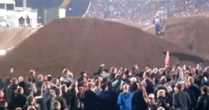 Andrè Villa piomba sul pubblico nella tappa londinese del Red Bull X-Fighters World Tour