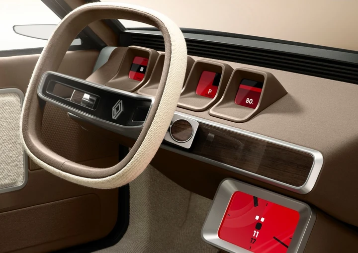 Renault R17 Electric Restomod interni