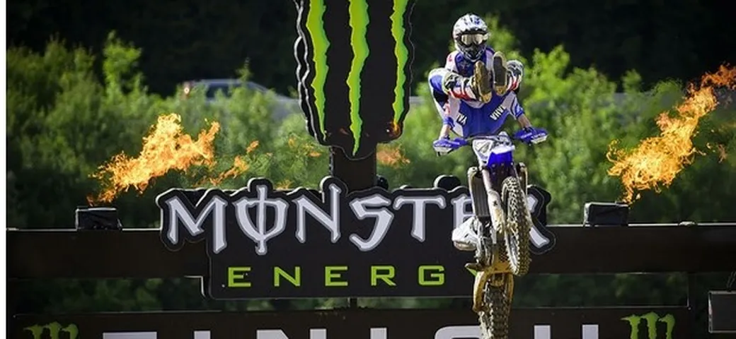 Mondiale Motocross 2015: Febvre ed Herlings trionfano nel GP di Francia.