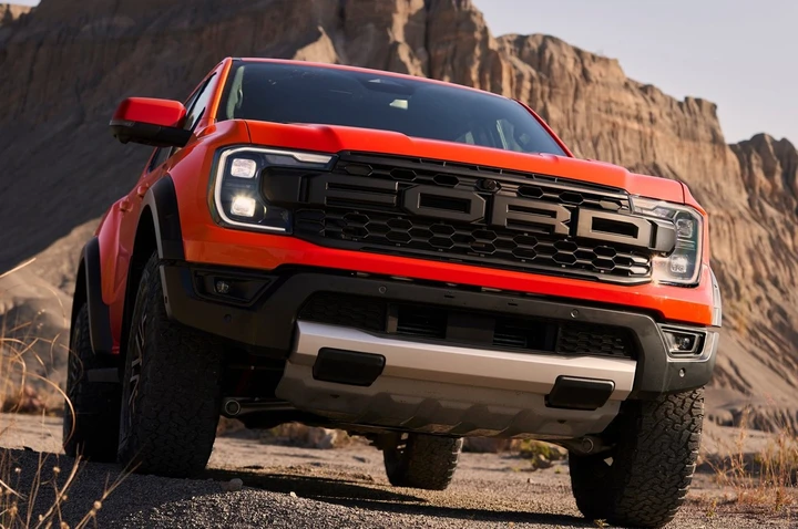Ford Ranger Raptor: la versione sportiva di Ford Performance