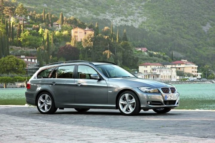 Bmw Serie 3 E90 restyling: foto ufficiali