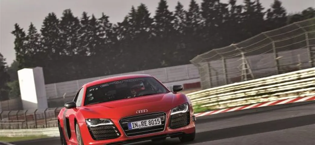 Audi R8 e-tron: stop alla produzione