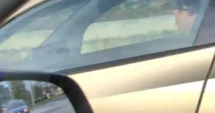 L'esperienza di incrociare un taxi senza conducente: il video