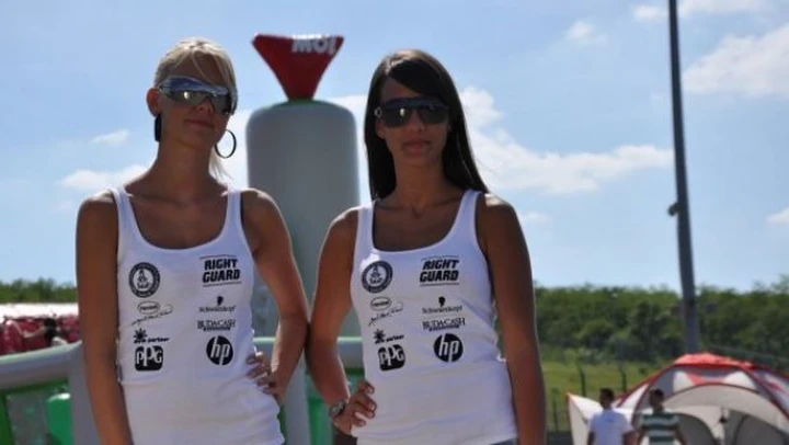 Sexy Bikers: donne granturismo