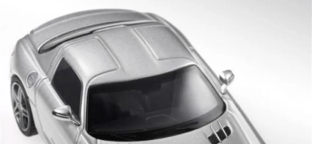 Mercedes: i modellini in scala della SLS AMG