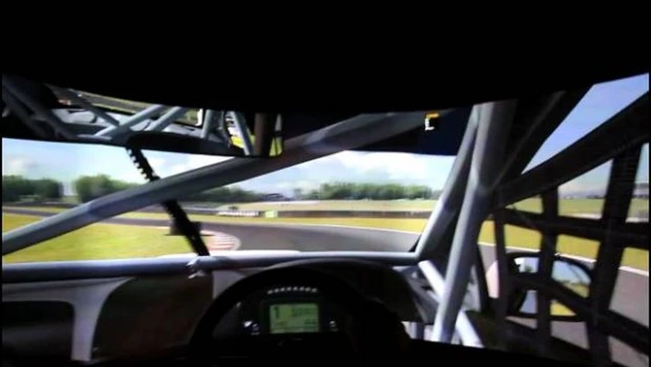Motion Simulator TL1: fino a 43.000 euro per il simulatore con schermo a 180°