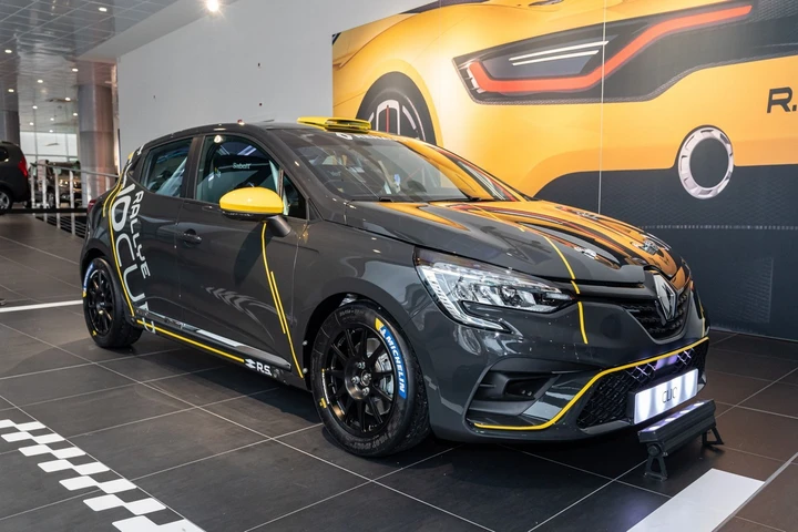 Nuova Renault Clio Rally: debutto come apripista a Monte Carlo