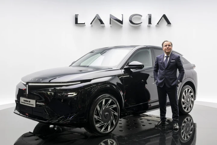 Lancia, il CEO ammette: «Non abbiamo più auto da offrire ai lancisti»